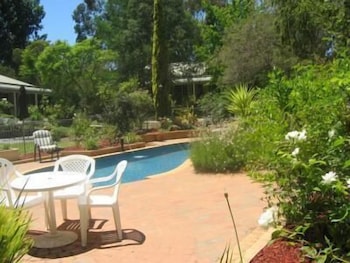 Elizas On The Murray - ACT Tourism 1