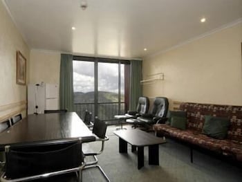 Arlberg Hotham - ACT Tourism 6
