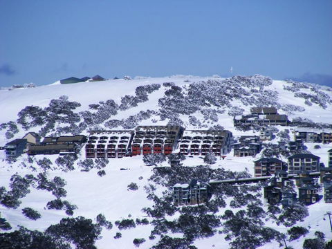 Arlberg Hotham - ACT Tourism 0