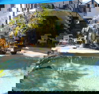 Salamander Beach Accommodation Adults Only - ACT Tourism