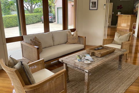 Arabella Garden Inn Motel - ACT Tourism 1