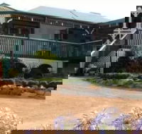 Gooromon Park Cottages - ACT Tourism