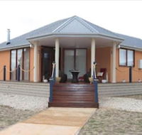 Aurora Cottages - ACT Tourism