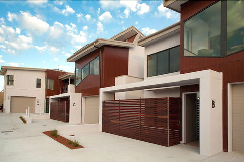 Albany Waves - ACT Tourism 1