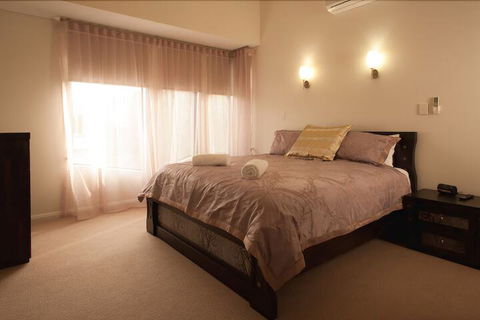 Albany Waves - ACT Tourism 6