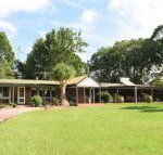 McCarthy Lake House - ACT Tourism