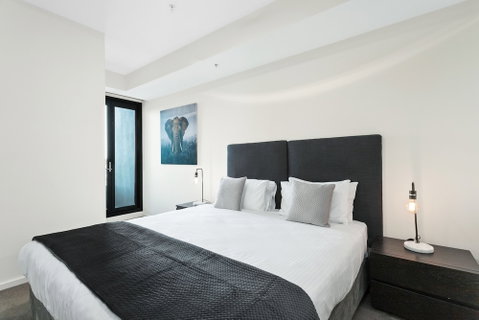 Waterfront Melbourne Apartments - ACT Tourism 5