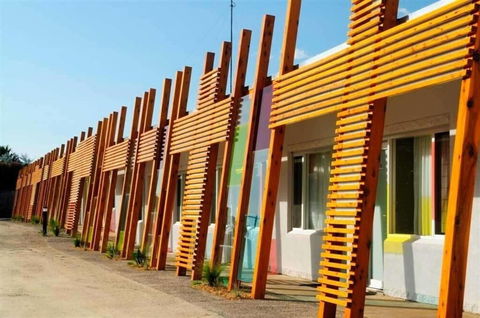 Drouin Motel - ACT Tourism 0