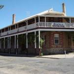 Sonbern Lodge Motel - ACT Tourism 0