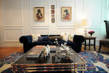 D'One Luxury Apartments - ACT Tourism 0