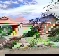 All Seasons' Escape Port Elliot - ACT Tourism