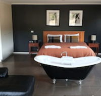 Blaze Rock Retreat - ACT Tourism