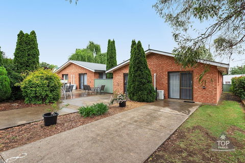 Fossicker Caravan Park - ACT Tourism 3