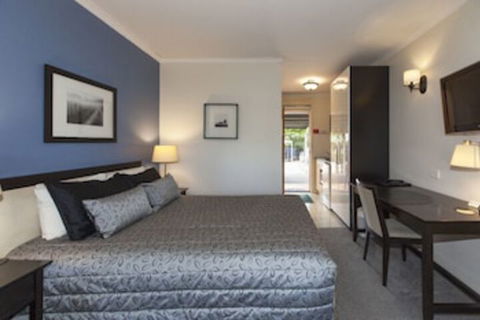 Ararat Motor Inn - ACT Tourism 0