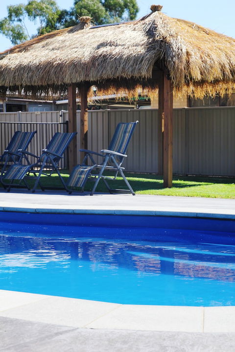 Avondel Caravan Park - ACT Tourism 1