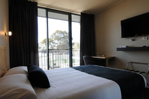 The Mansfield Park Hotel - ACT Tourism 6