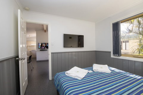 Karrinyup Waters Resort - ACT Tourism 3