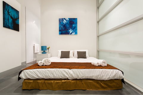 Anchor On Little Collins - Southern - ACT Tourism 3