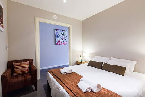 Anchor On Little Collins - Southern - ACT Tourism 6