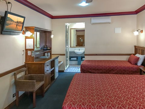 Dalby Homestead Motel - ACT Tourism 6
