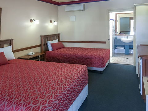 Dalby Homestead Motel - ACT Tourism 4