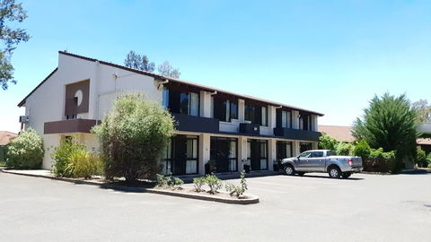 All Seasons Motel Armidale - ACT Tourism 0