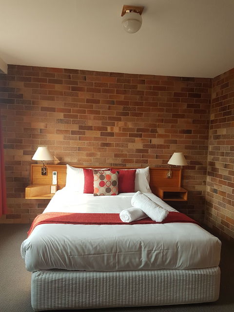 All Seasons Motel Armidale - ACT Tourism 1