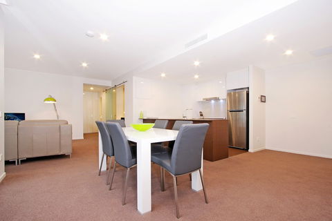 Accommodate Canberra - IQ - Braddon - ACT Tourism 6