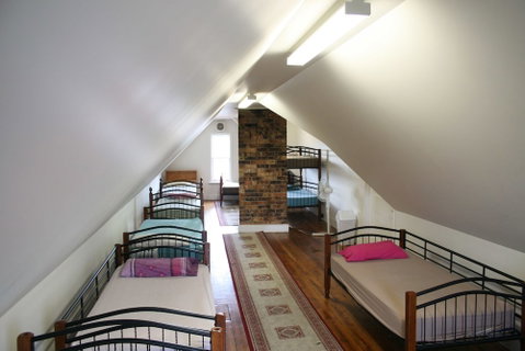 Arthouse Hostel - ACT Tourism 0