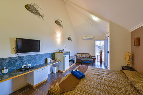 Osprey Holiday Village - ACT Tourism 2