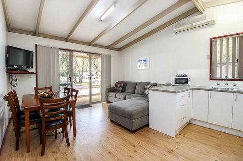 Amblin Holiday Park - ACT Tourism 5