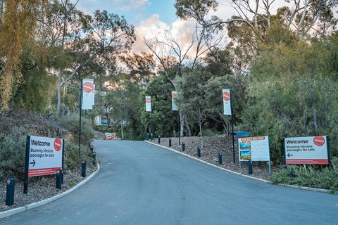 Aruma River Resort - ACT Tourism 1