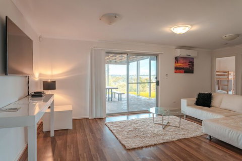 Aruma River Resort - ACT Tourism 5