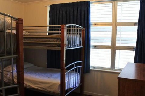 Lake Monduran Holiday Park - ACT Tourism 2