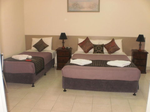 Molika Springs Motel - ACT Tourism 4