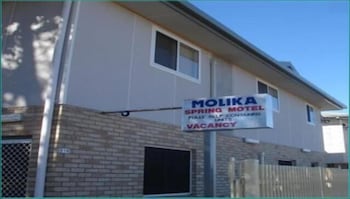 Molika Springs Motel - ACT Tourism 0