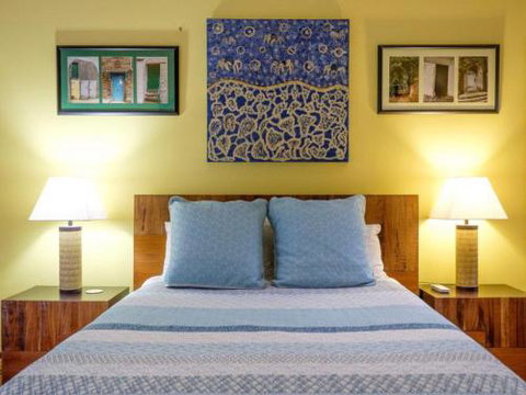 Five Bimba (Tractor House) - ACT Tourism 6