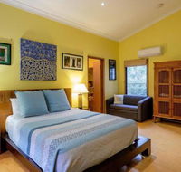 Five Bimba Tractor House - ACT Tourism