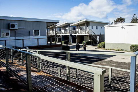 Jervis Bay Holiday Cabins - ACT Tourism 7