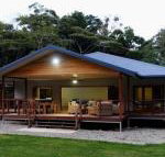 Coconut Beach House - ACT Tourism
