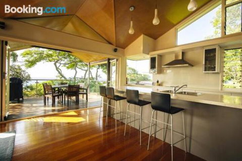 Marrinans Lookout - ACT Tourism 0