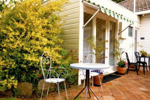 The Glasshouse Boutique Accommodation - ACT Tourism 2