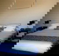 Neagles Retreat Villas - ACT Tourism