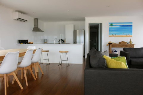 Beach House At Arno - ACT Tourism 2