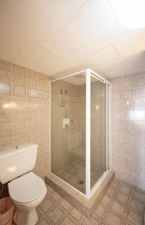 Bougainvillea Luxury Apartments - ACT Tourism 5