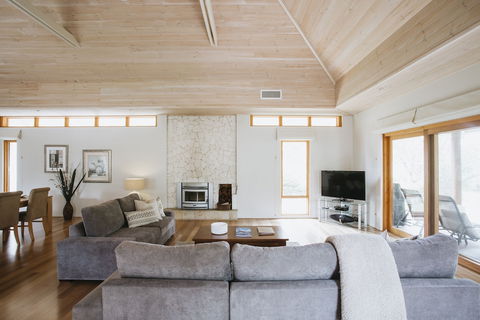 Yallingup Villas - ACT Tourism 3
