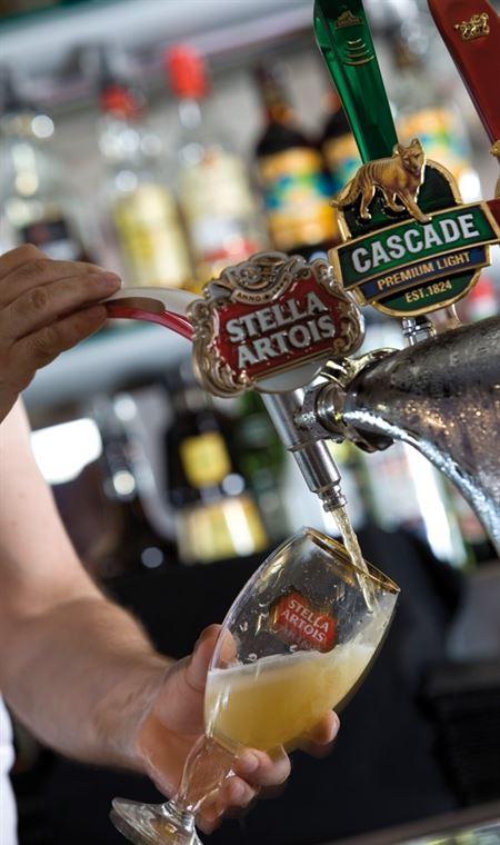 Hamilton Hotel - ACT Tourism 4