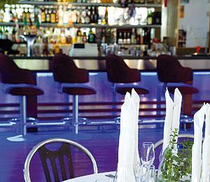 Hamilton Hotel - ACT Tourism 5