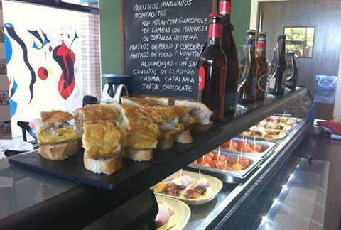 Tapas Tapas Bodega - ACT Tourism 19