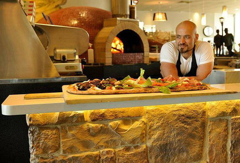 Terranova Bar Restaurant - ACT Tourism 0